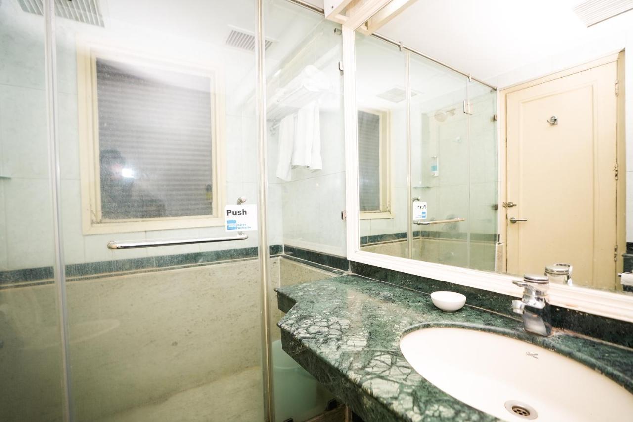 Stay Well Hotels & Homes Gurgaon Exterior photo